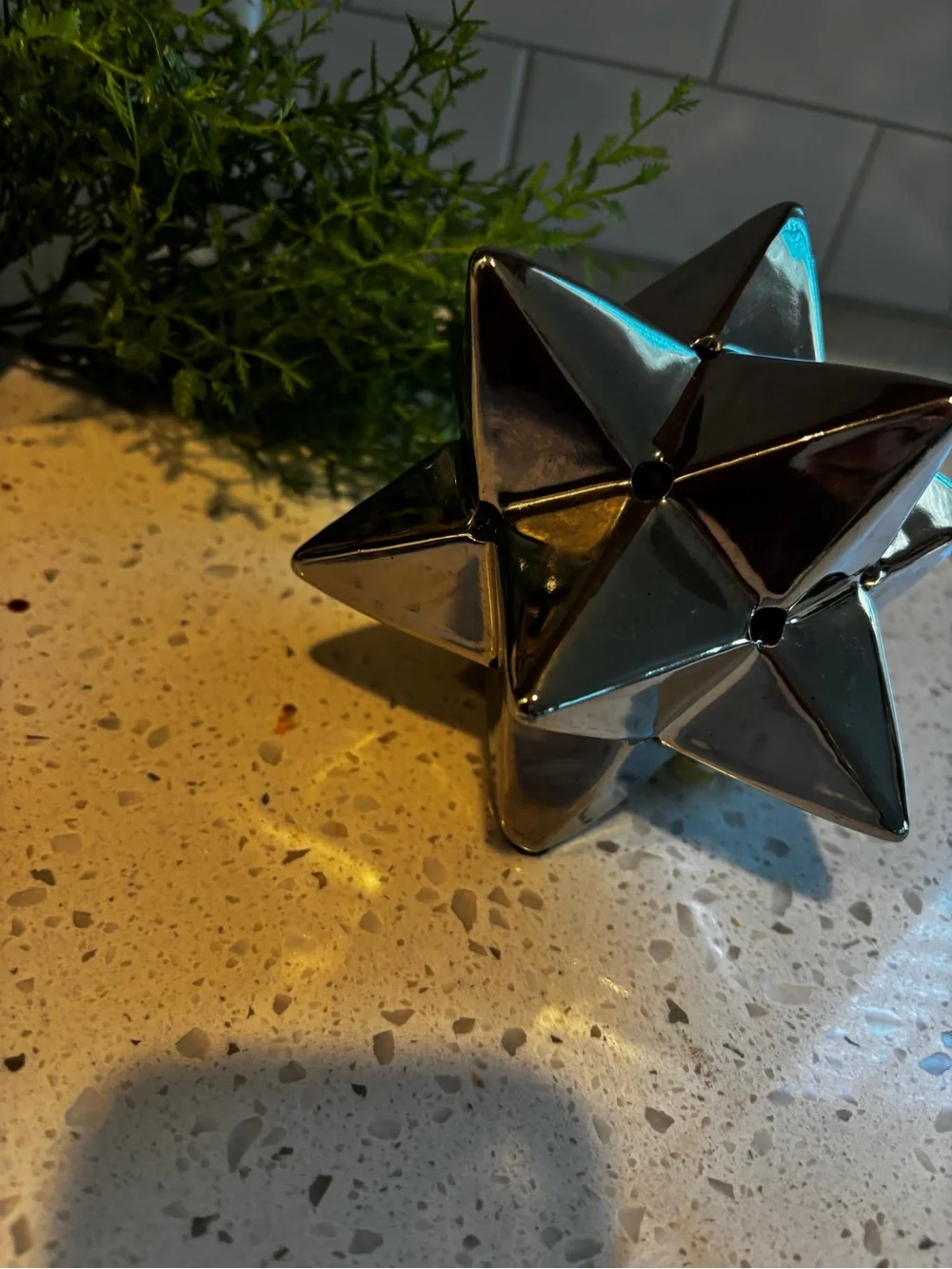 Celestial Design silver Ceramic Star for potpourri/essential oil  holder
